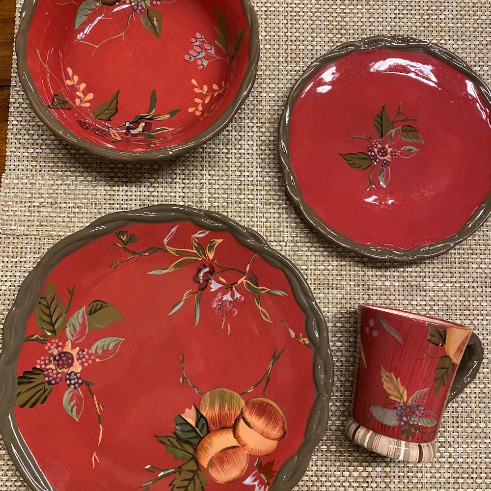 Octavia Hill Garden by Tracey Porter - 12 place settings